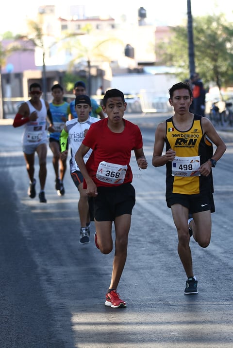 En lo que respecta a la 11k Bundi Geoffrey en varonil y Leah Kigen en femenil.