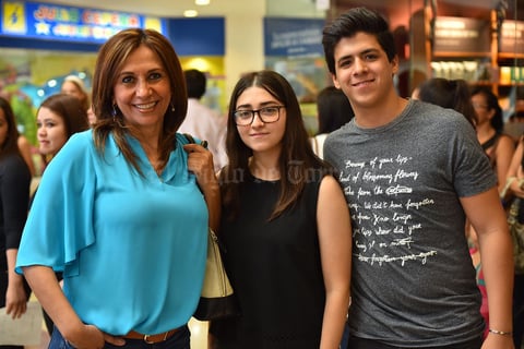 21052019 Alejandra, Michelle y Daniel.