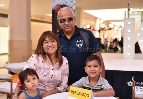 21052019 Evan Ramírez, Gonzalo Ramírez y Claudia García.
