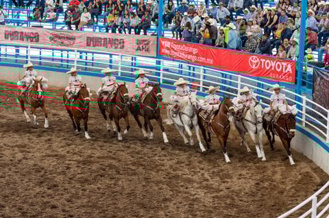 En la final vespertina, los Charros de La Laguna dieron muestras de un gran trabajo para ser calificados con 428 puntos.