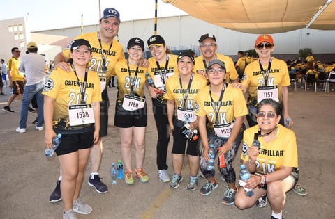 22052019 EN CARRERA ATLéTICA.  Ana, Felipe, Luisa, Martha, Felipe, Lety, Charo y Mayeth.