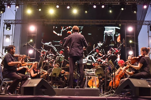 Se inauguró formalmente el festival cultural La calle es de todos.