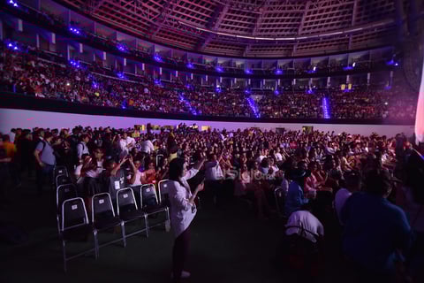 Hizo llorar, bailar y cantar a sus seguidores, todo en una misma noche.