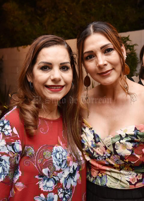 28052019 EN FESTEJO.  Ángeles Flores y Lucy García.