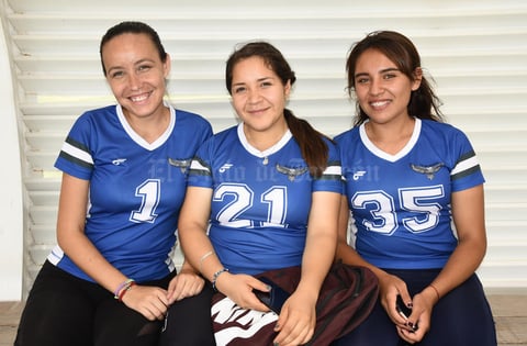29052019 Gladys López, Denisse Ramírez y Claudia Román.