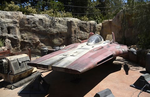 Galaxy's Edge ofrece un nuevo mundo en Disneyland