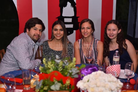 30052019 Miguel, Ana Luisa, Sandra y Valeria.