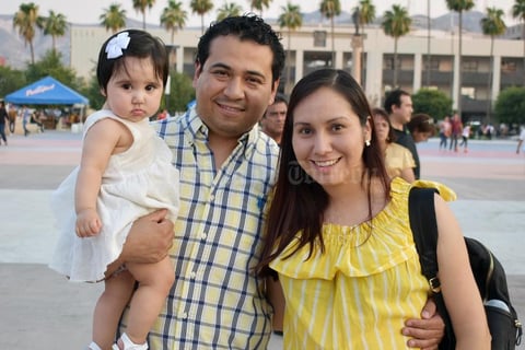 31052019 Antonela, Jorge y Montserrat.