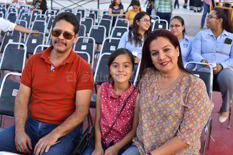 01062019 Cuauhtémoc, Yaretzi y Cristina.