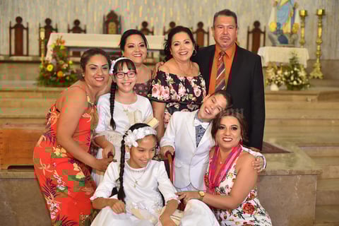 02062019 Eréndida, Rosa Elizabeth, Carmen, Fernando Octavio, Camila Fernanda, Fernando Octavio, Carmen Fernanda y Erika del Consuelo.