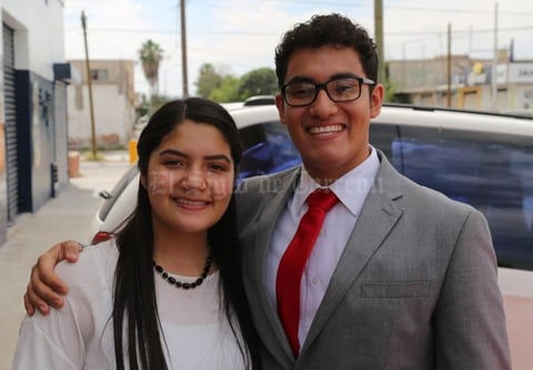 01062019 Esther y Jesús.