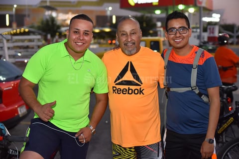 04062019 Diana, Emmanuel y Manuel.