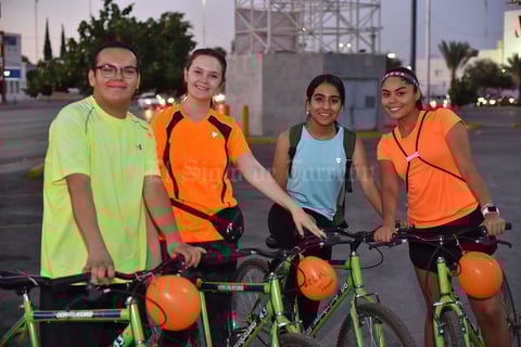 04062019 Luis Alfredo, Martha Eugenia, Bárbara y Mafer.