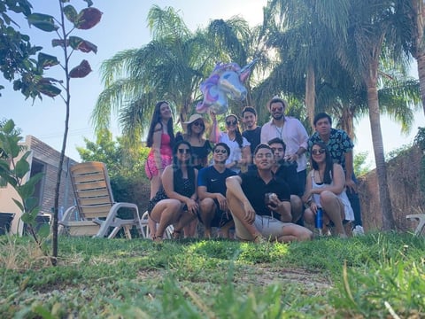 04062019 Cumpleaños de Georgina Olivares Franco, en agradable fiesta con sus amigos.