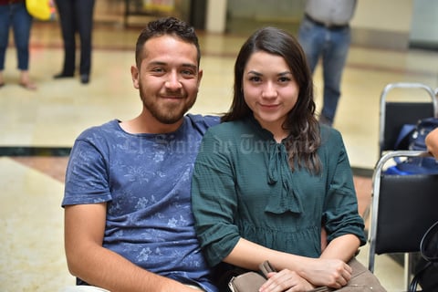 04062019 Francisco y Viviana.