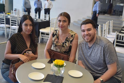 05062019 admiran exhibición