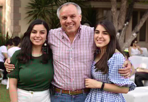 05062019 Sofía, Fernando y Marcela.