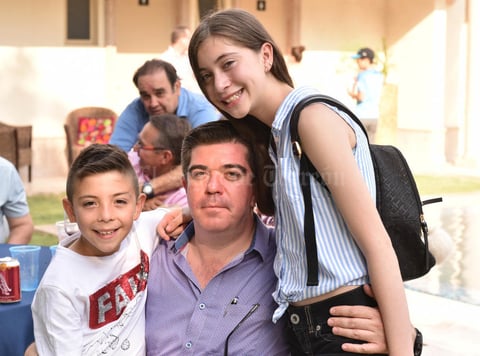 05062019 Marcelo, Hugo y Camila.