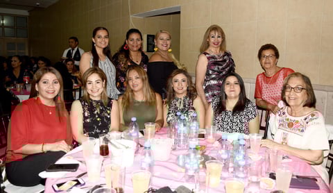 05062019 Karla, Perla, Carmina, Ana María, Gaby, Maye, Mary Paz, Maricarmen, Cristina y Ángeles.