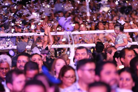 La música mexicana estará representada por Grupo Pesado (29), Los Tucanes de Tijuana (30) y Ramón Ayala (31).
