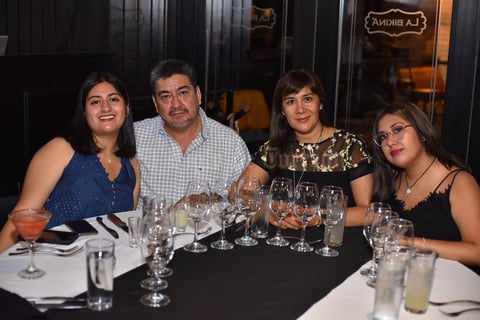 06062019 Alma y Ángel.
