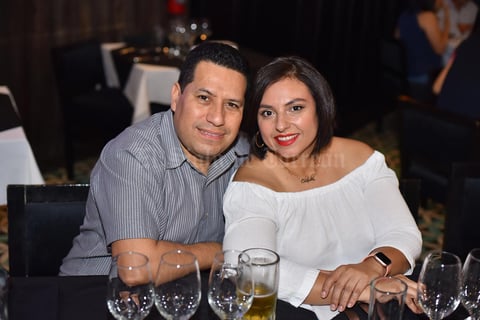 06062019 Carlos y Claudia.