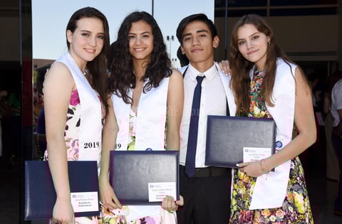 Sofía, Melina, Paco y Lara