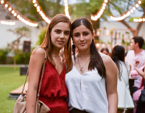 Ángela y Maryfer