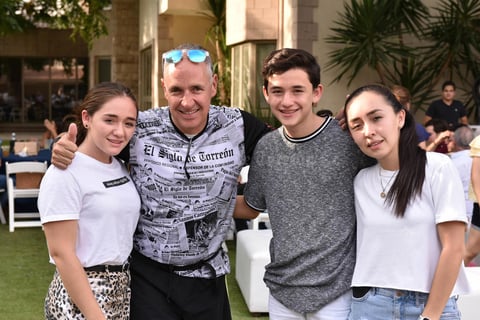 Paulina, Javier, Javier y Luisa