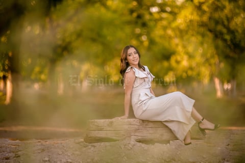 08062019 LINDA POSTAL.  Valeria Ramírez Alva celebró sus XV años en abril pasado.