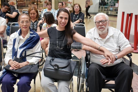 10062019 Julián Emmanuel, Fabiola y Ernesto Benjamín.