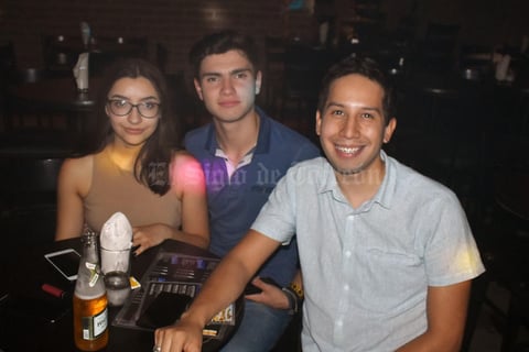11062019 Alejandro e Hilda.