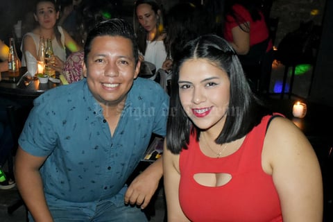 11062019 Lalo y Paola.