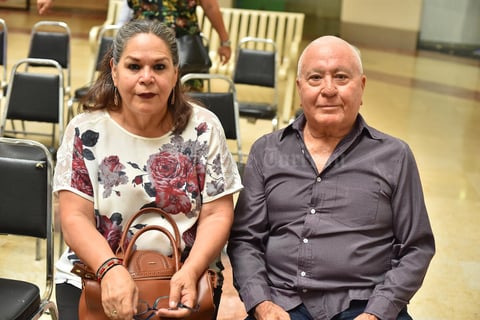11062019 Donato y Paty.