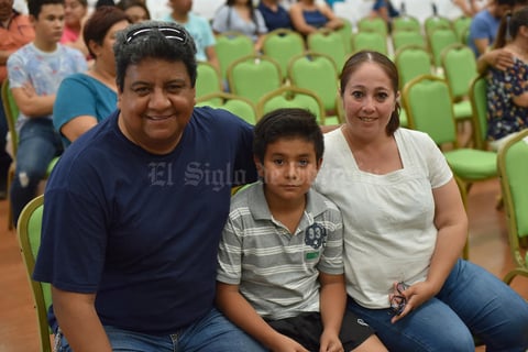 12062019 Dagoberto, Alex Javier y Cristina.