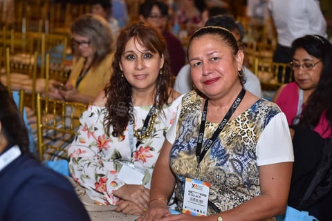 12062019 María Guadalupe y Flor.