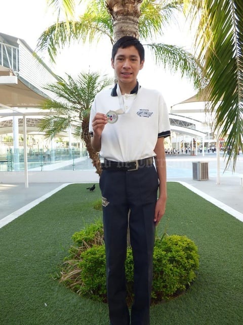12062019 ALUMNO DESTACADO.  Samuel Eduardo, alumno de sexto de primaria del Instituto Británico de Torreón, obtuvo el segundo lugar en la Olimpiada Nacional de Matemáticas para alumnos de Primaria y Secundaria (ONMAPS) en Tepic, Nayarit, representando a la Delegación Laguna. En próximas fechas, viajará para participar en la Olimpiada Mexicana de Matemáticas, ahora representando al Estado de Coahuila en Oaxtepec, Moleros.