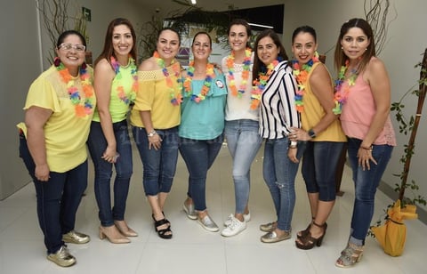 12062019 REUNIóN MENSUAL DE JARDINERAS.  Blanca, Gaby, Brenda, Gaby, Mary Jose, Giselle, Saida y Cecy.