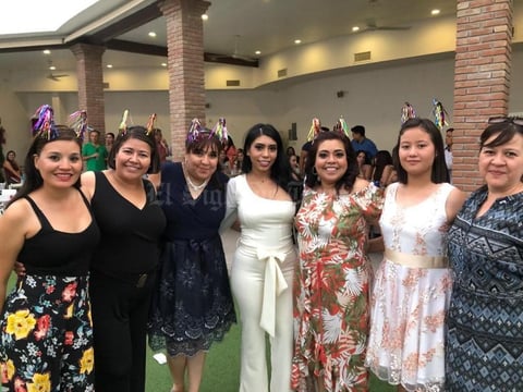 12062019 ENTRE AMIGAS.  Claudia, Alejandra, Tania, Andrea, Nubia, Cristy y Lily.