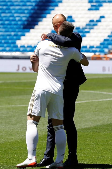 Luka Jovic vive su primer día como jugador del Real Madrid