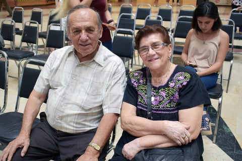 13062019 Rogelio y Mary Carmen.