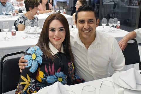 14062019 Alma y Ángel.