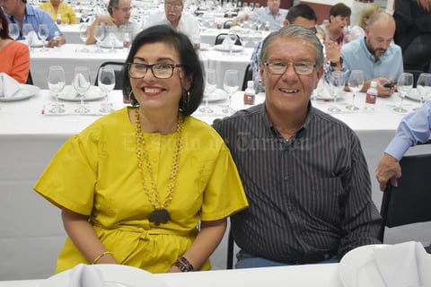 14062019 Leticia y Adrián.