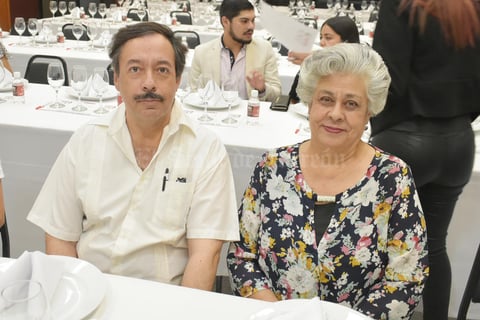 14062019 Gerardo y Celia.