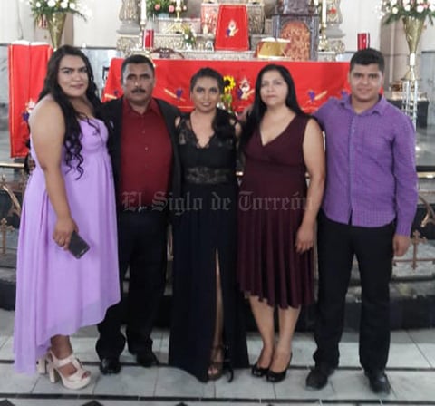 16062019 EN RECIENTE CELEBRACIóN.  Familia Canales Ponce.