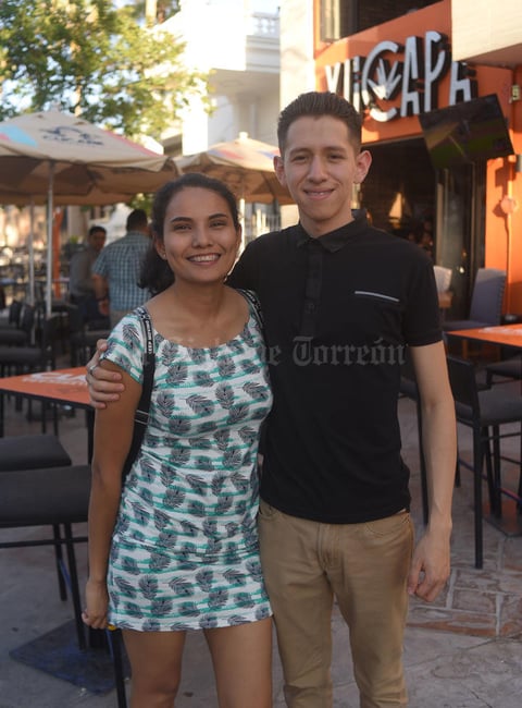 17062019 Julissa y Roberto.