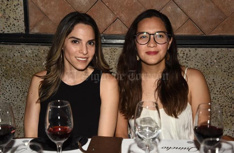 20062019 Cynthia, Mary Carmen y Rosy.