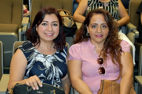 20062019 Stephanie y Selene.