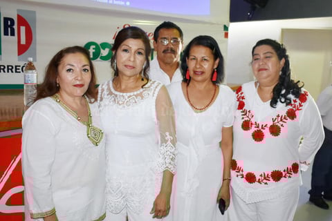21062019 María Guadalupe, Katy, Raúl, Luz y Gricelda.
