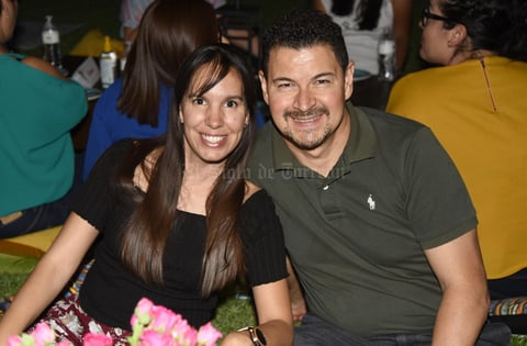 Ana Gaona y Enrique Benítez